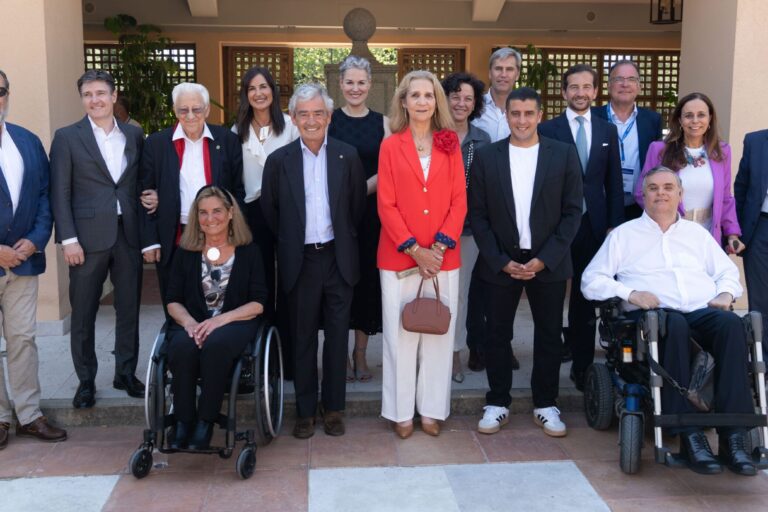 250528 ndp FOTO FAMILIA PREMIADOS